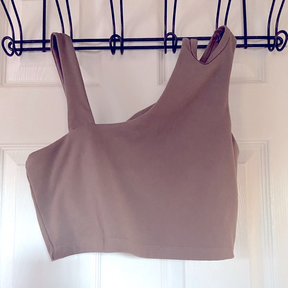 💪 Sincerely Jules Chic Medium Sports Bra Tank - Versatile & Stylish EUC - Picture 2 of 3